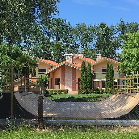 Somo Surfskate Hostel Castanedo  Екстер'єр фото