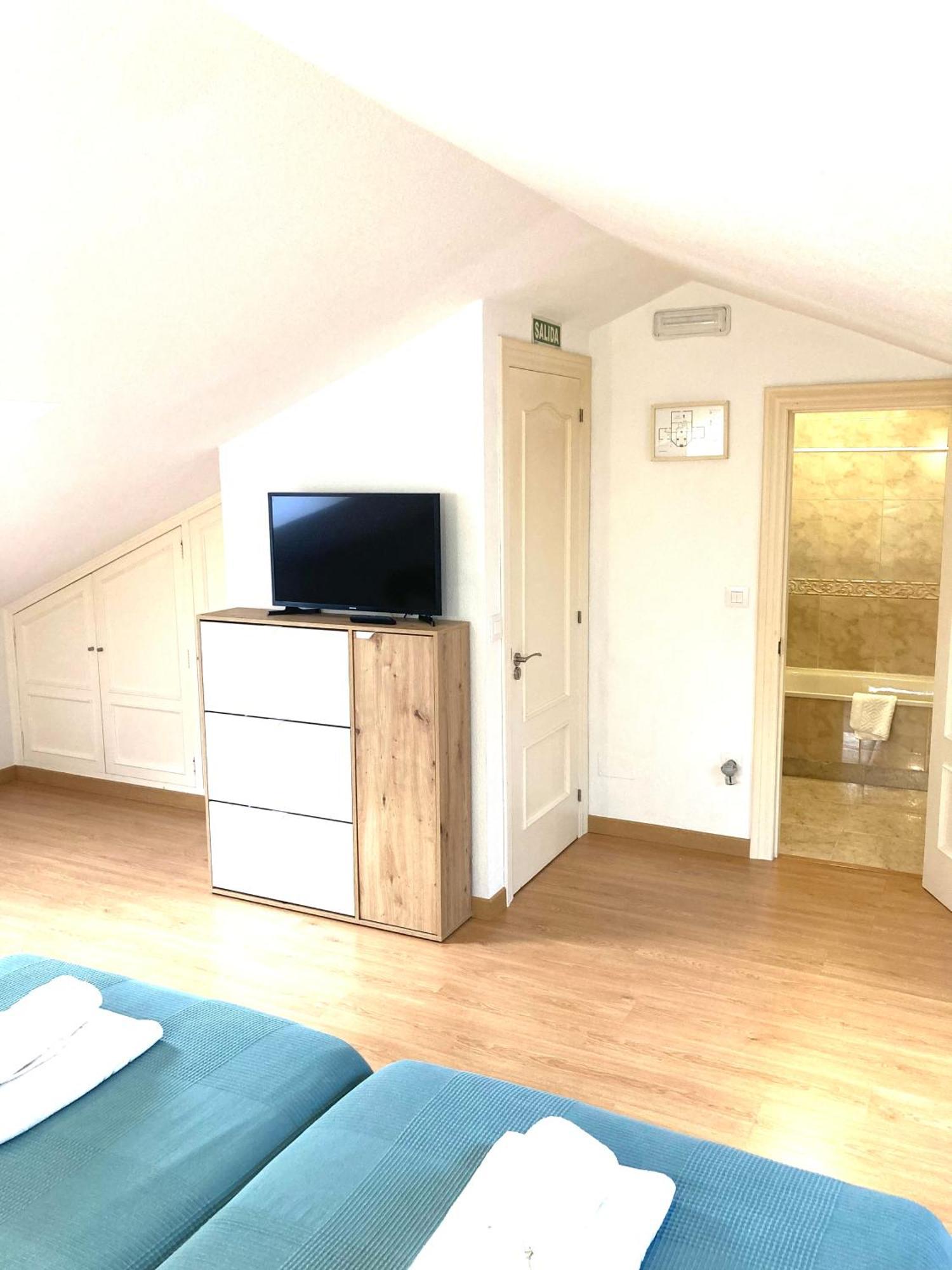 Somo Surfskate Hostel Castanedo  Екстер'єр фото